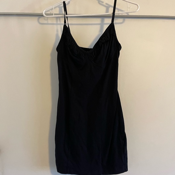 Guess Tops - Guess Black Tank Size M/L